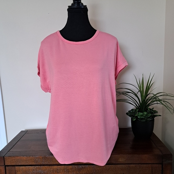 ❤️ NWT Buffalo David Bitton Short Sleeved Jersey Knit Top Small Pink - Picture 2 of 8